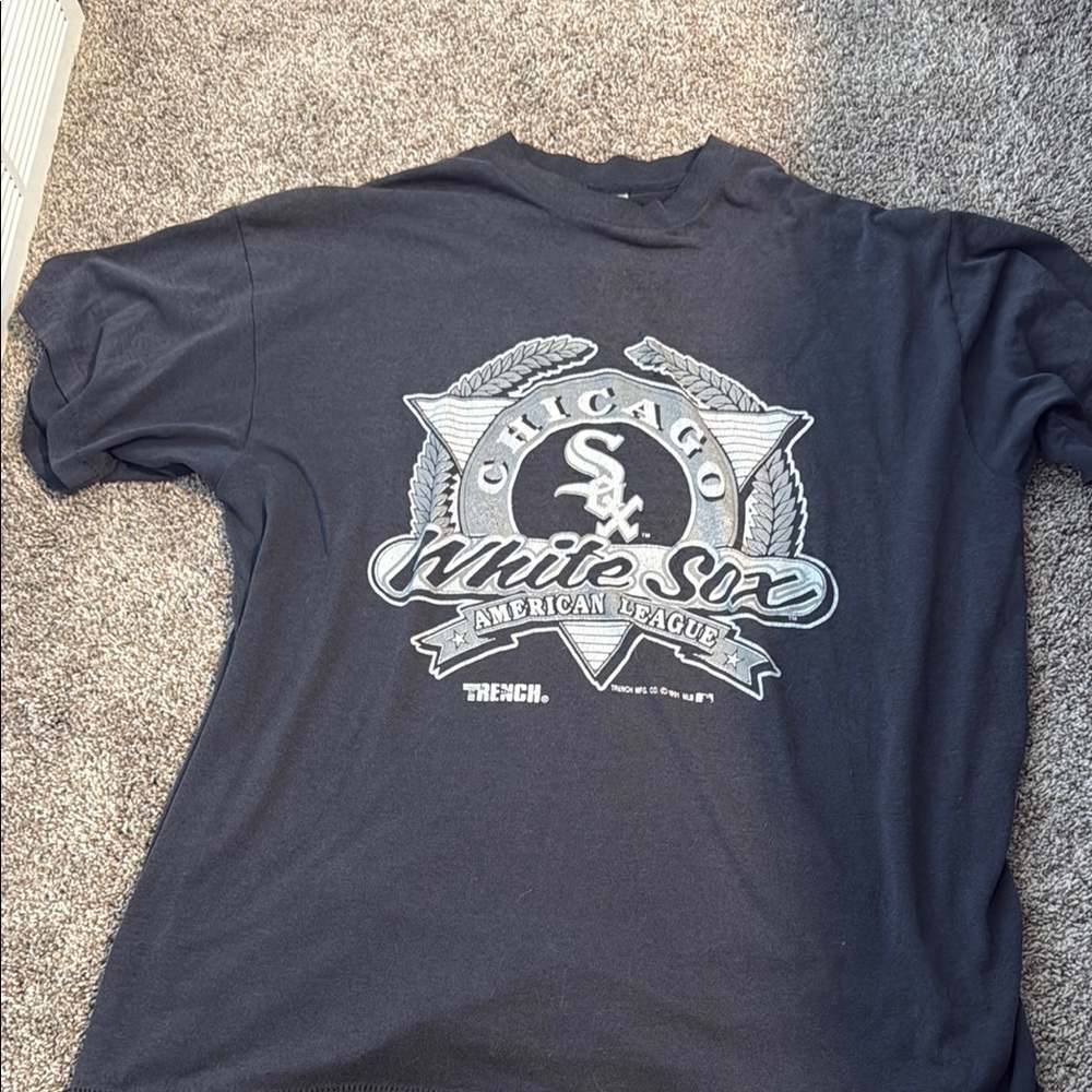 Black and White Short Sleeve Tee White Sox
